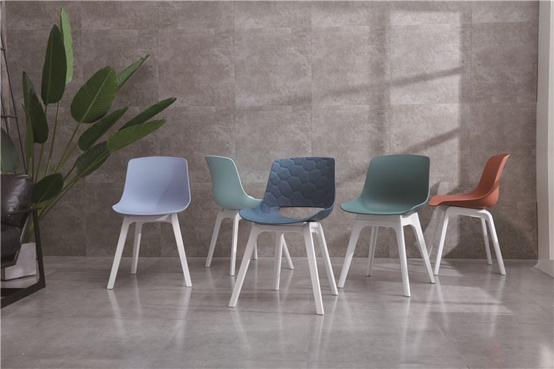 Pag-ubos han Irabot, Nordika nga Muwebles 台飖 飿 Paruk 飞 Paruk.